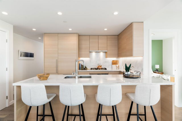 1404 - 305 Morrissey Road
