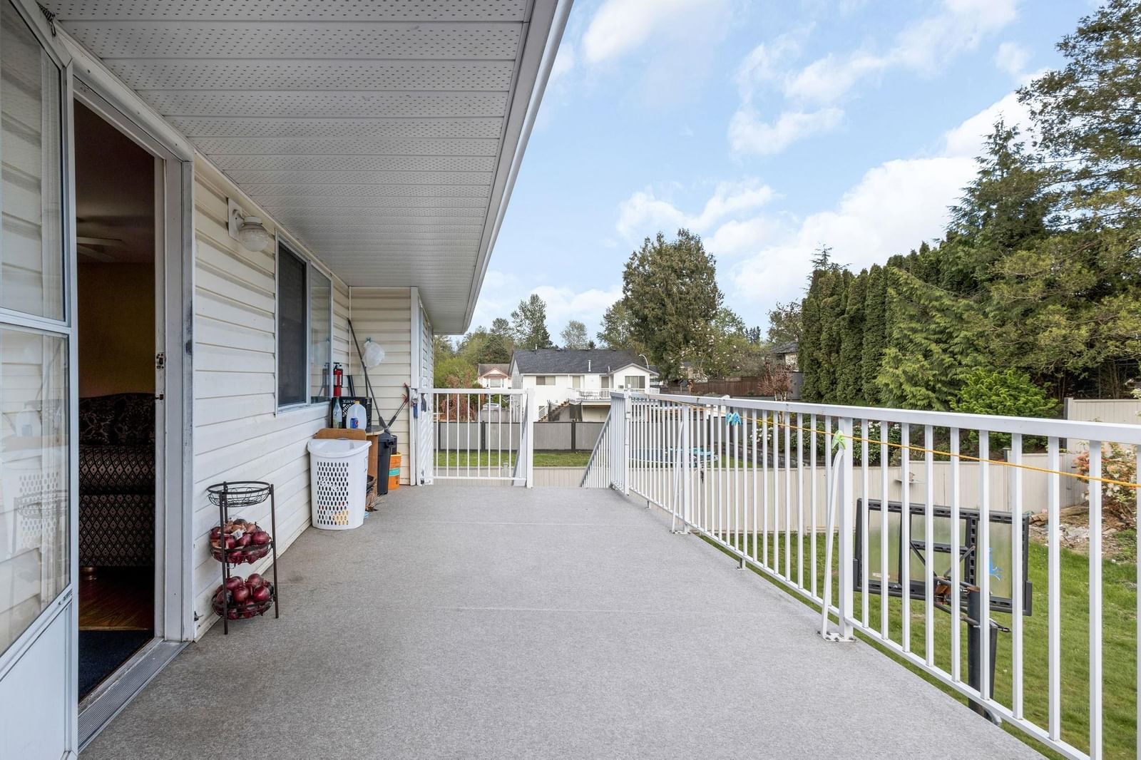 Listing Image 15