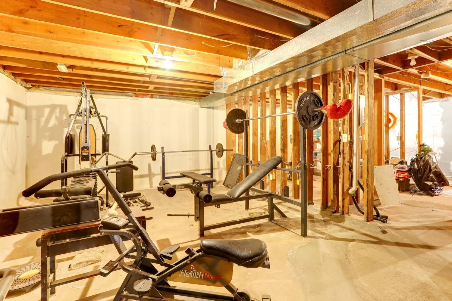 Listing Image 33