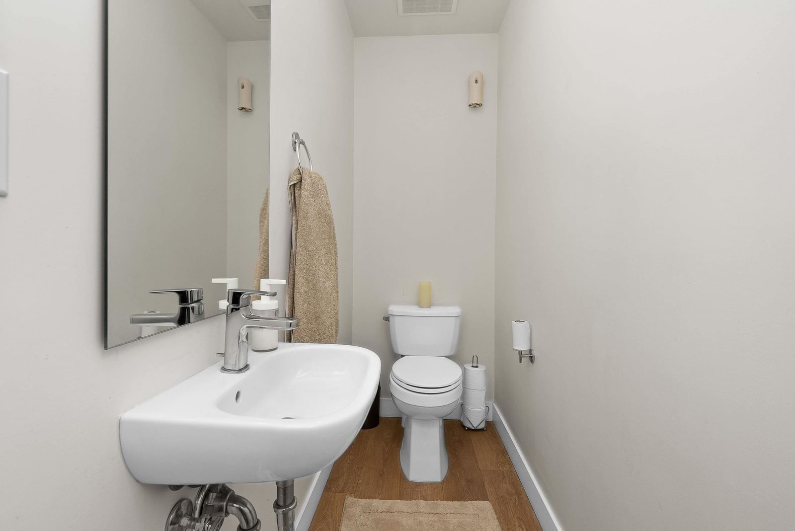 Listing Image 17