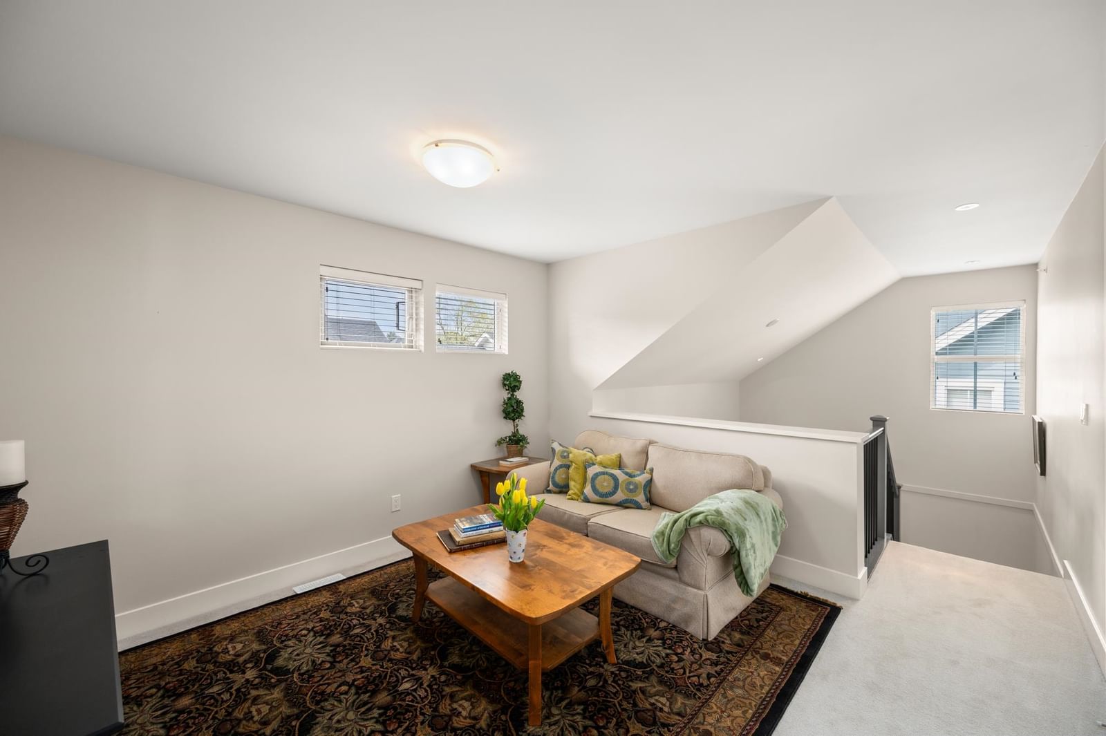 Listing Image 23