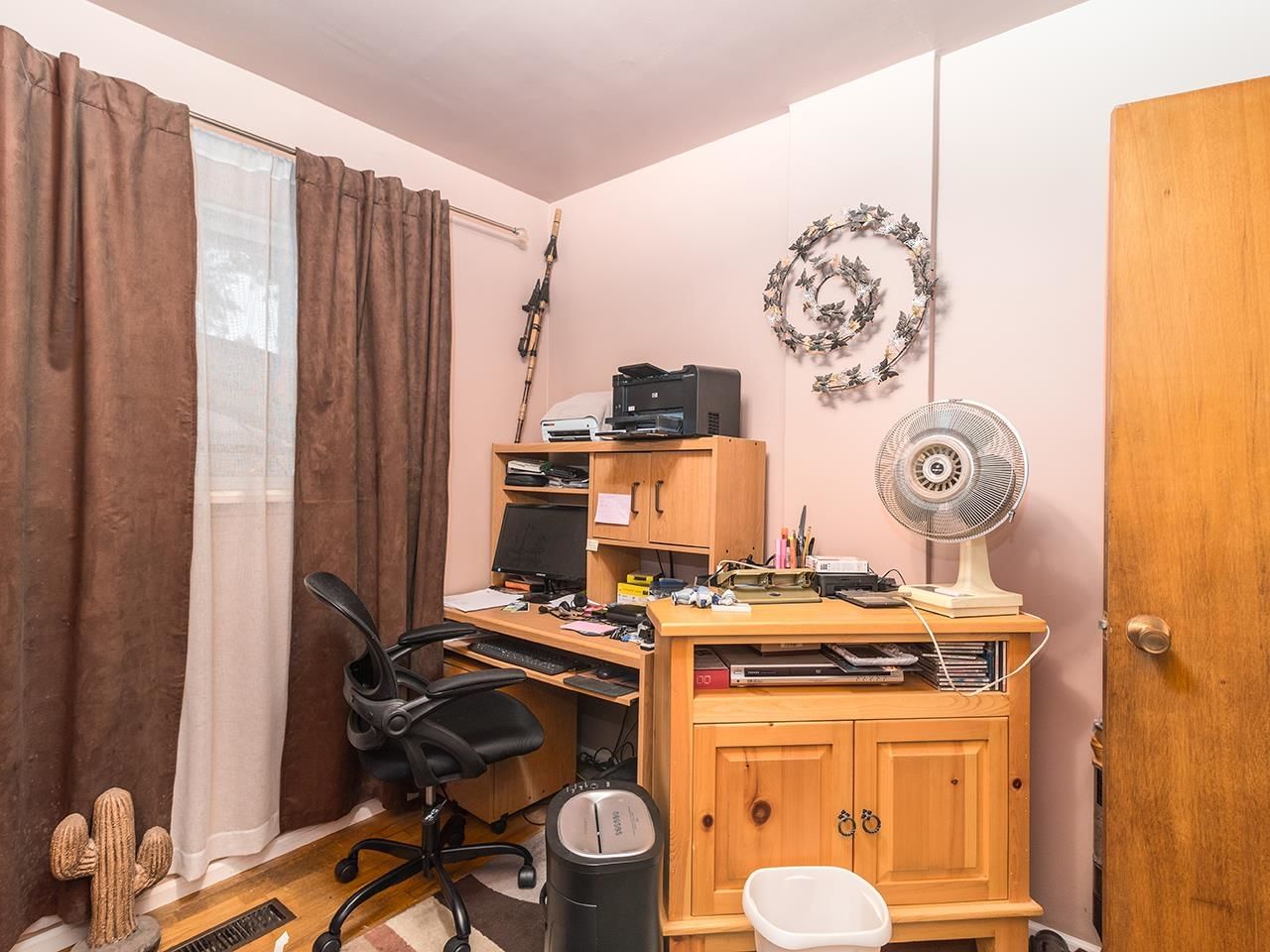 Listing Image 19