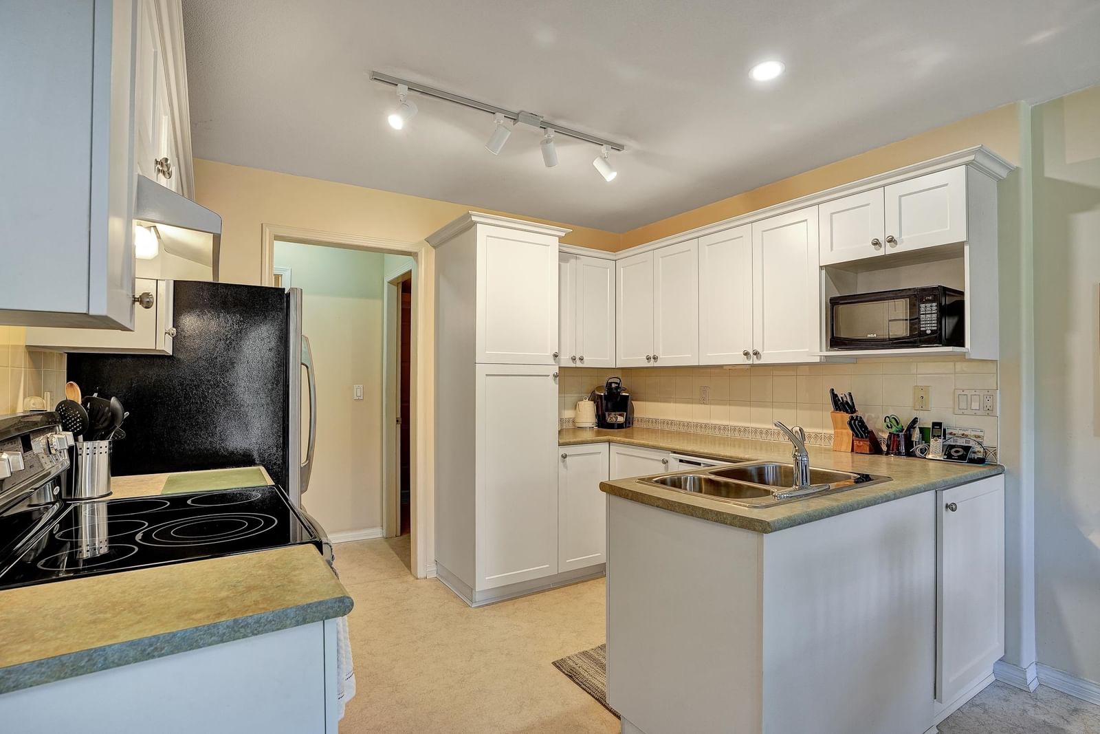 Listing Image 14