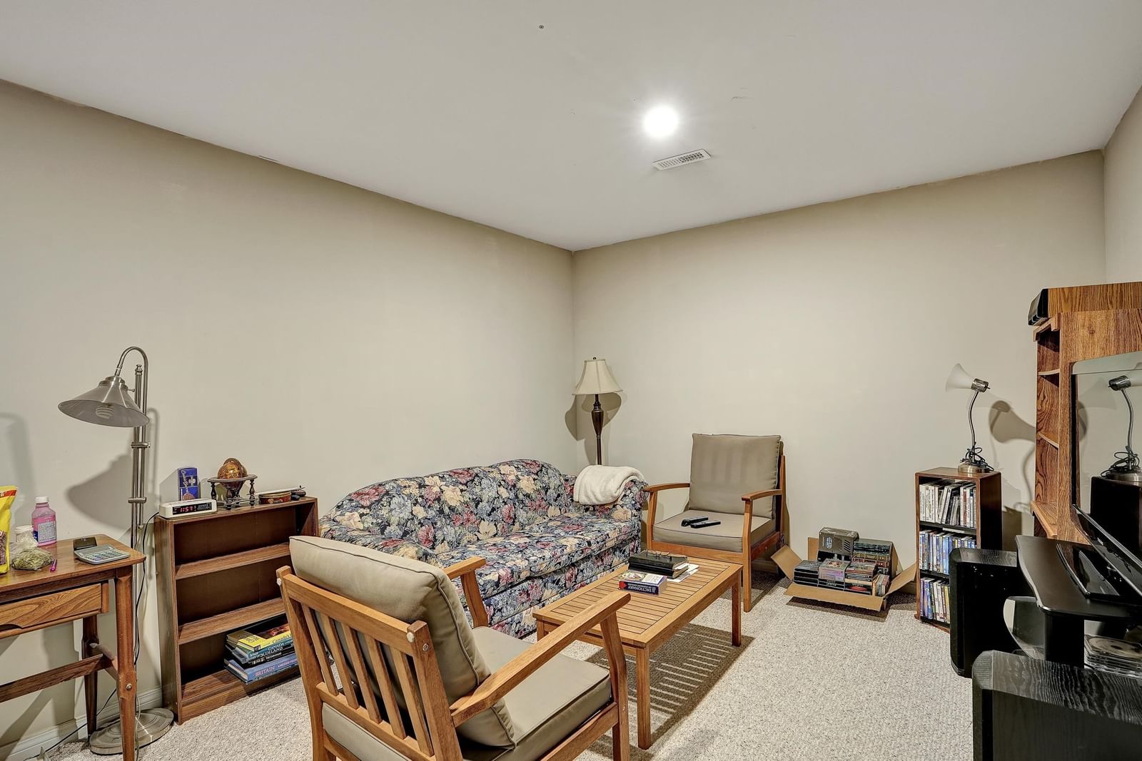 Listing Image 30