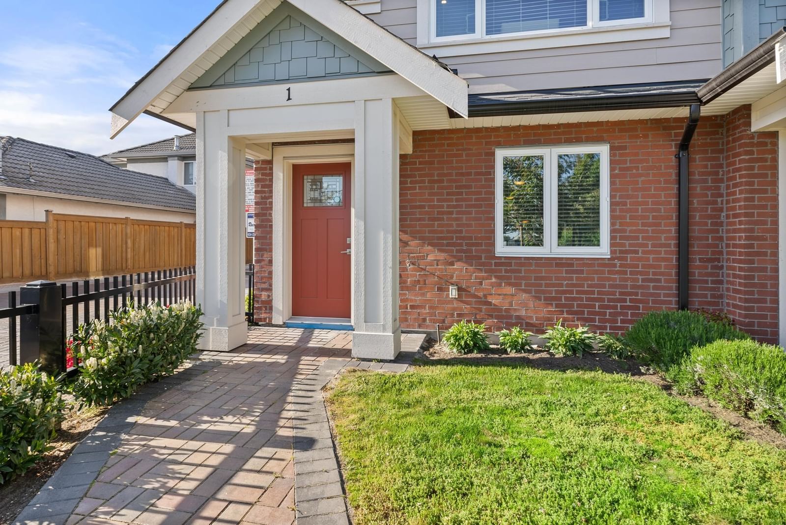 Listing Image 1