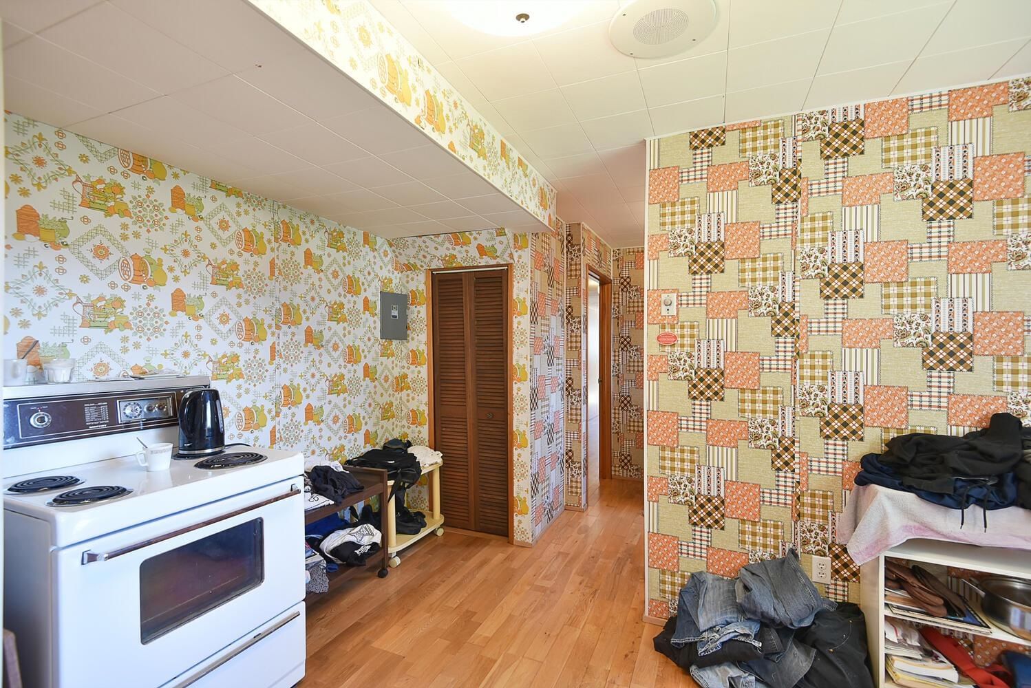 Listing Image 22