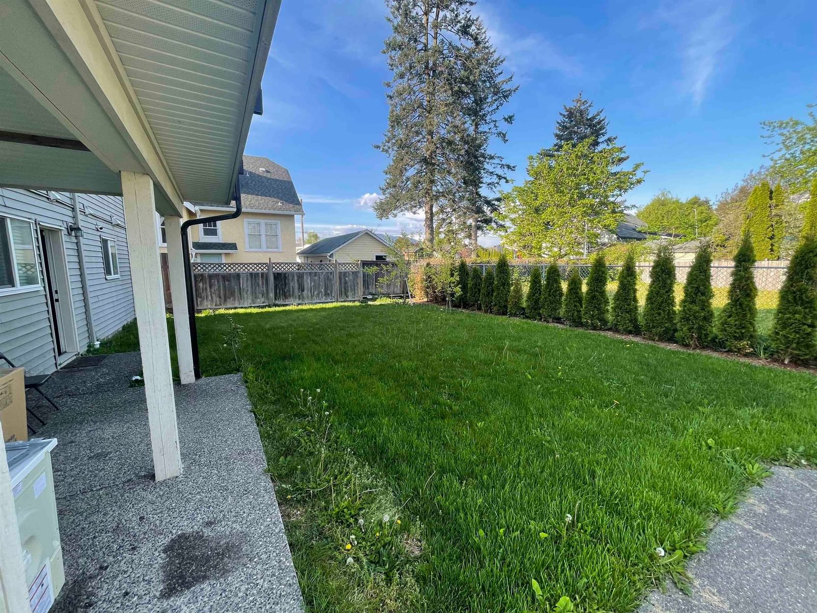 Listing Image 16