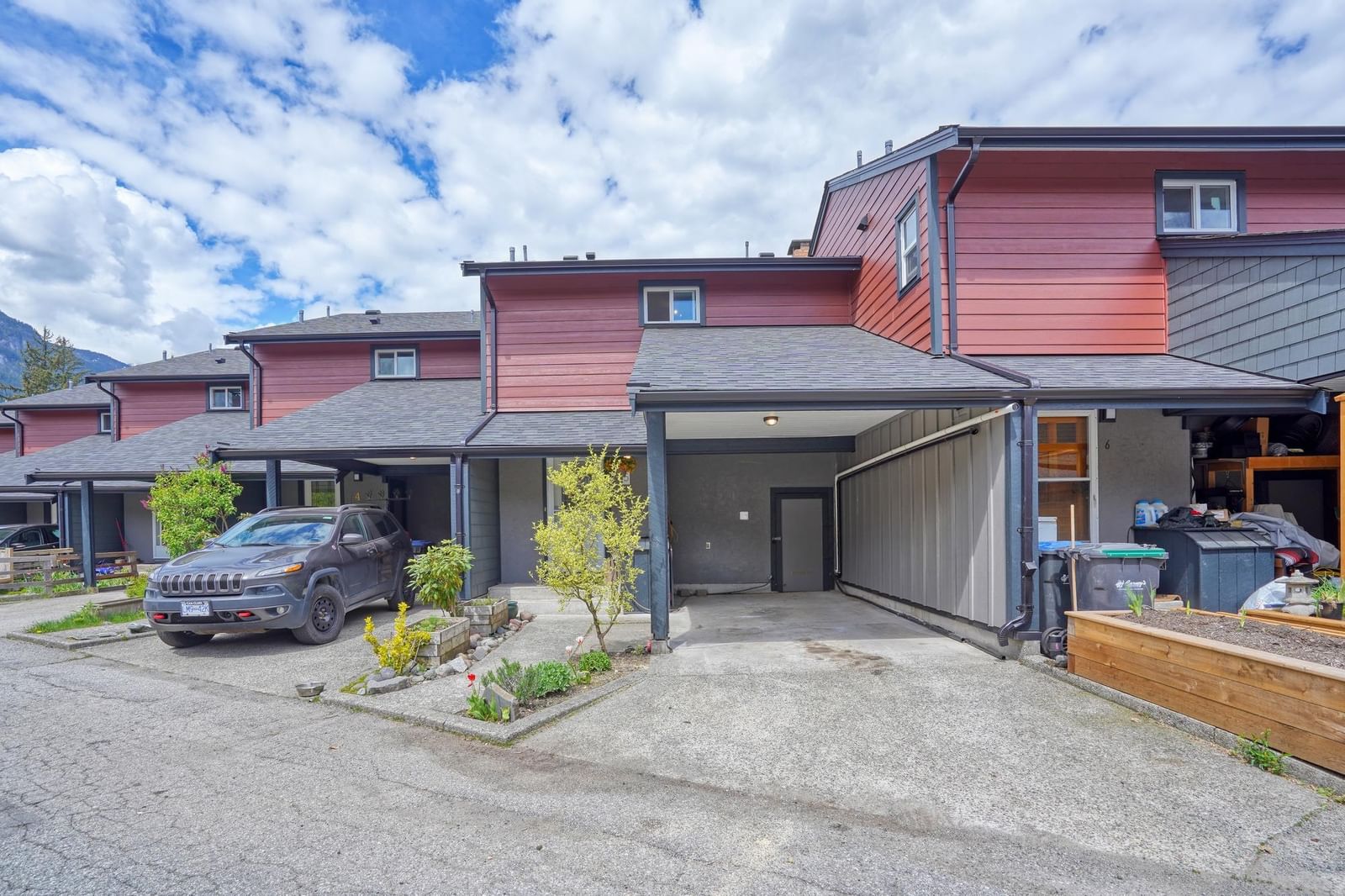 Listing Image 23