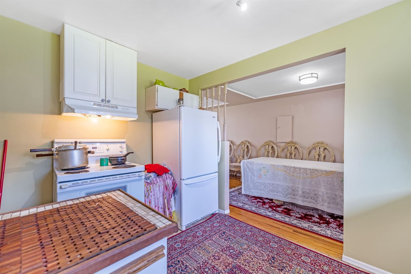 Listing Image 12