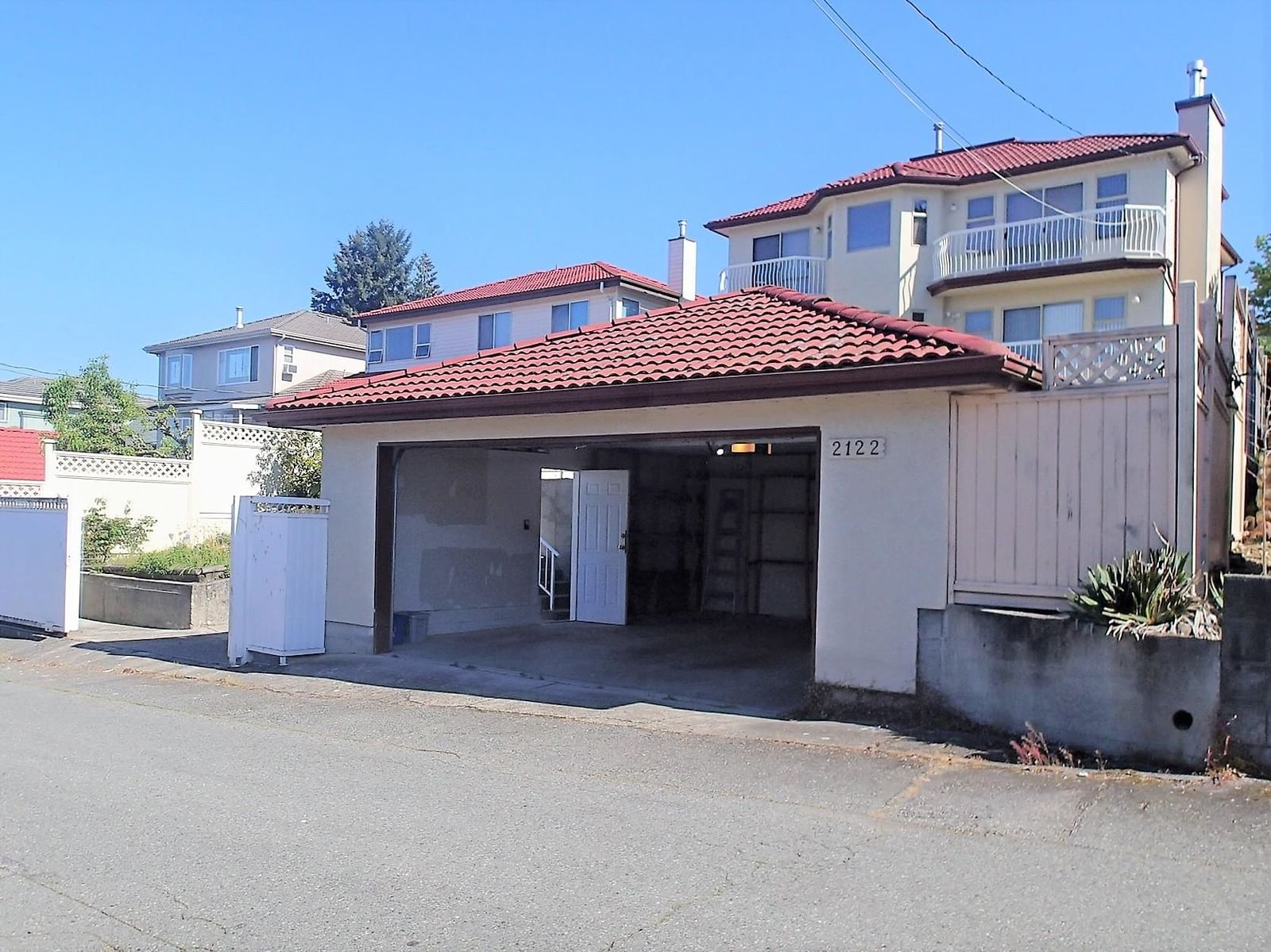 Listing Image 32