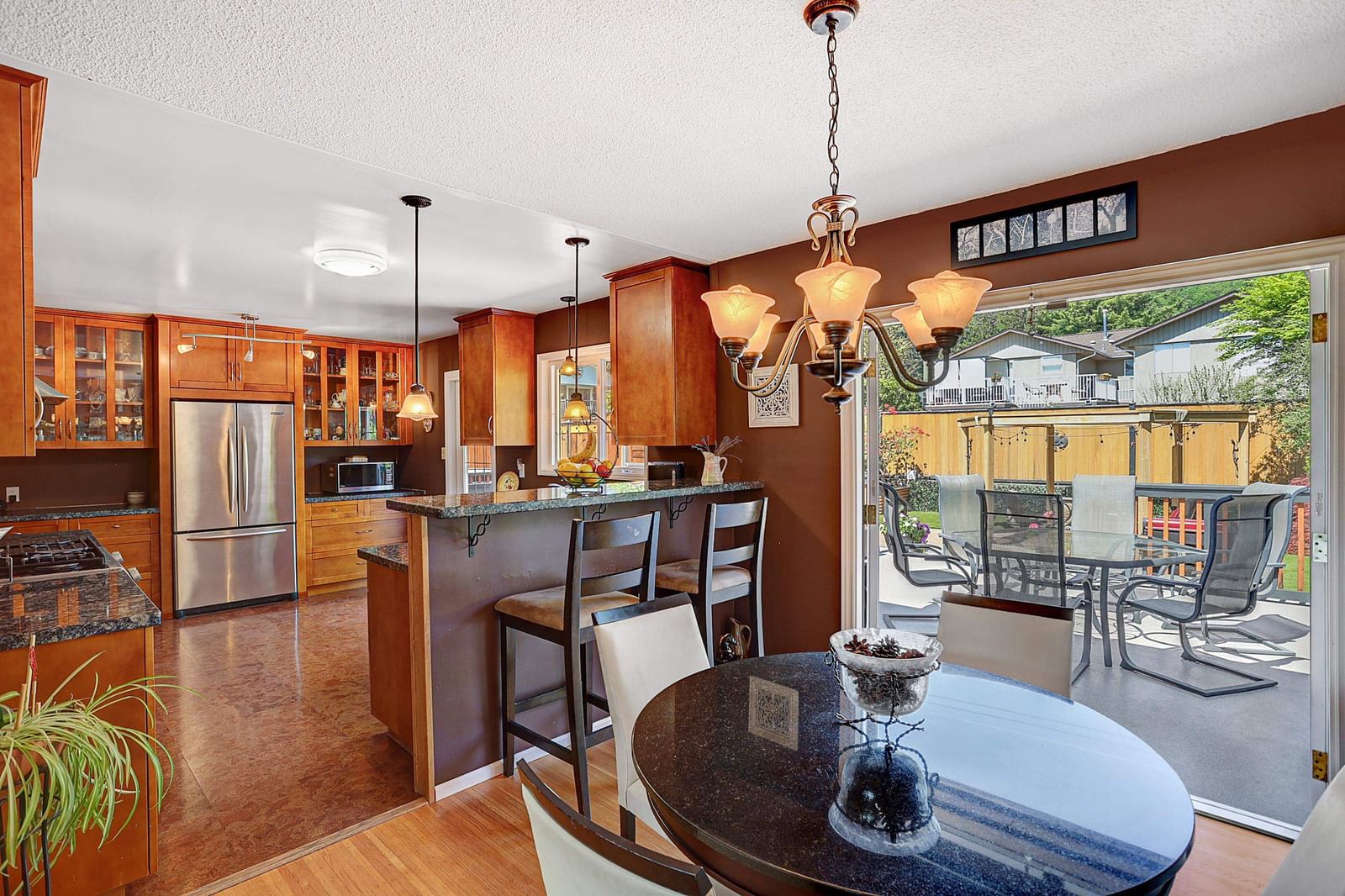 Listing Image 10