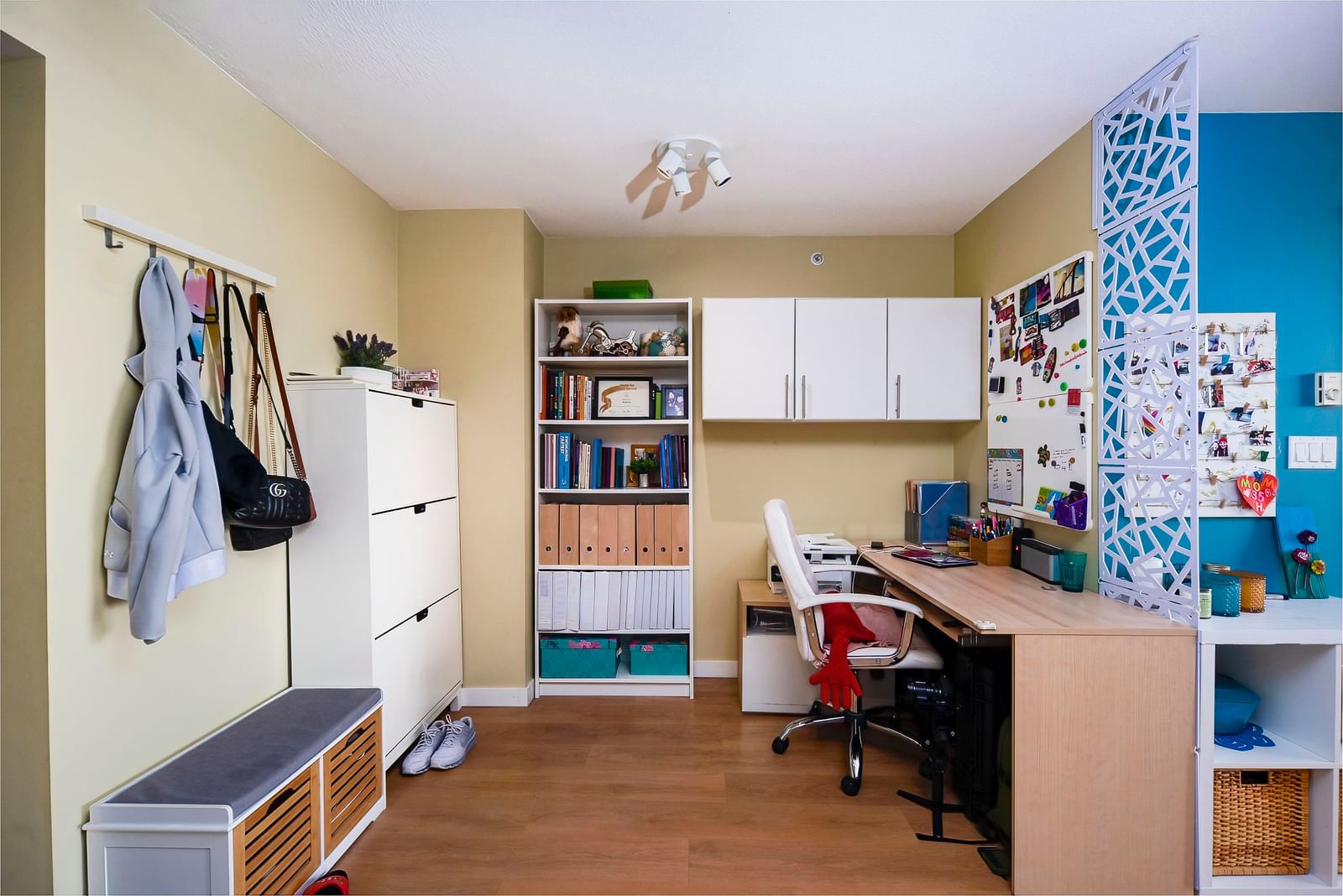Listing Image 12