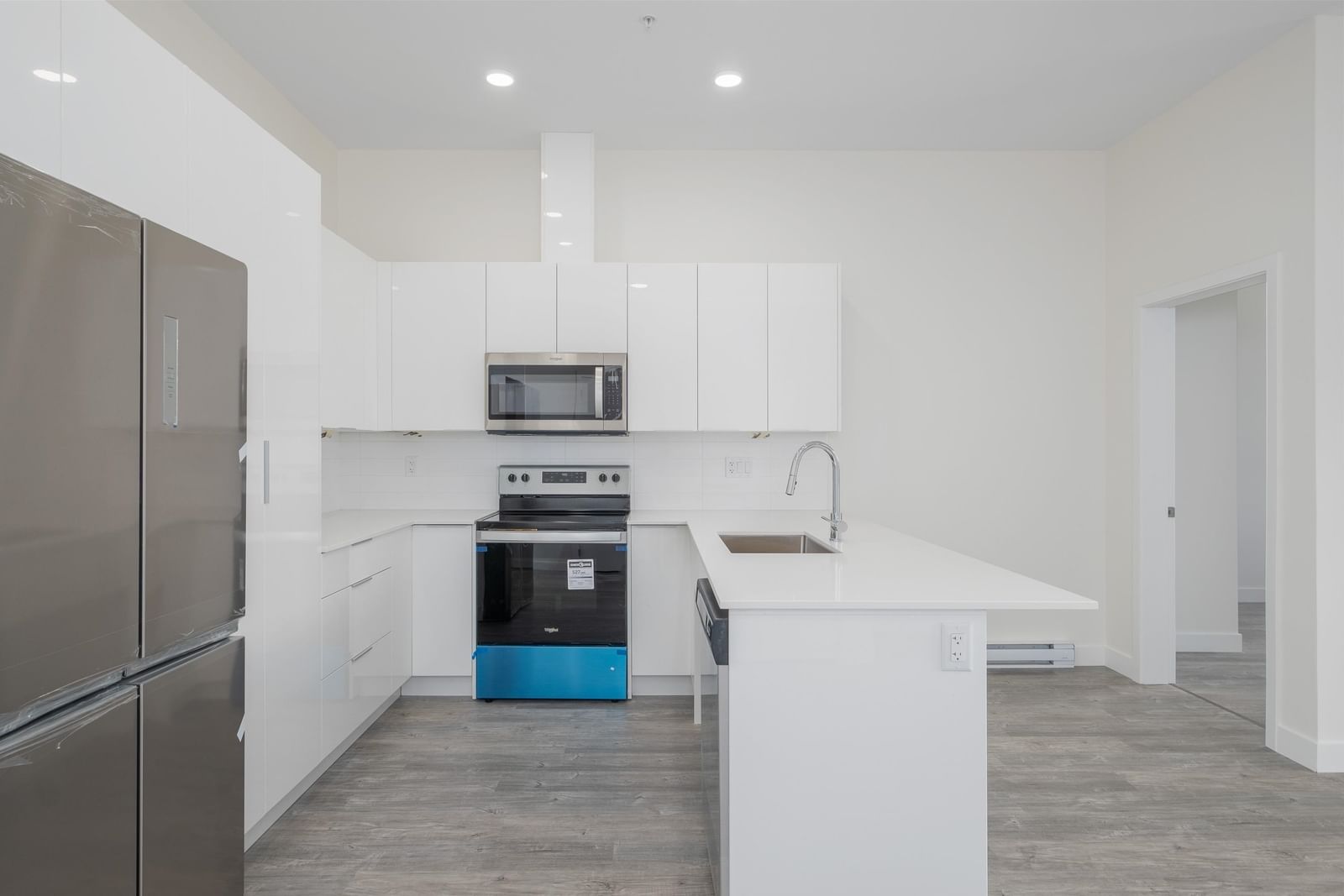 Listing Image 12