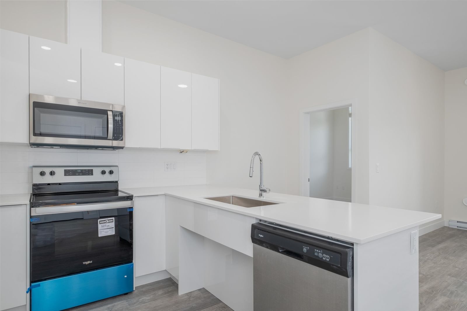 Listing Image 13