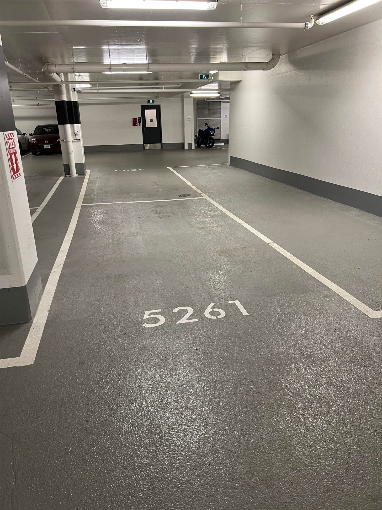 Listing Image 14