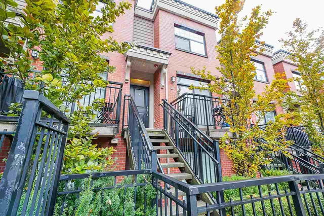 102 - 828 Royal Avenue