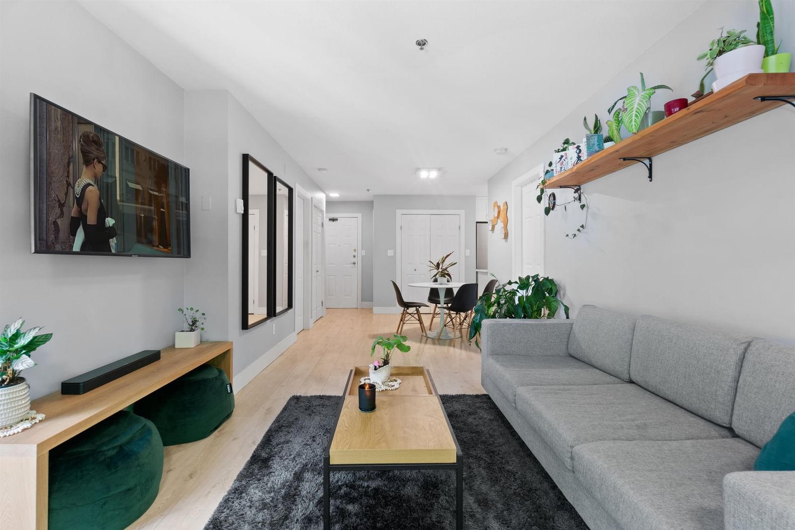 Listing Image 23