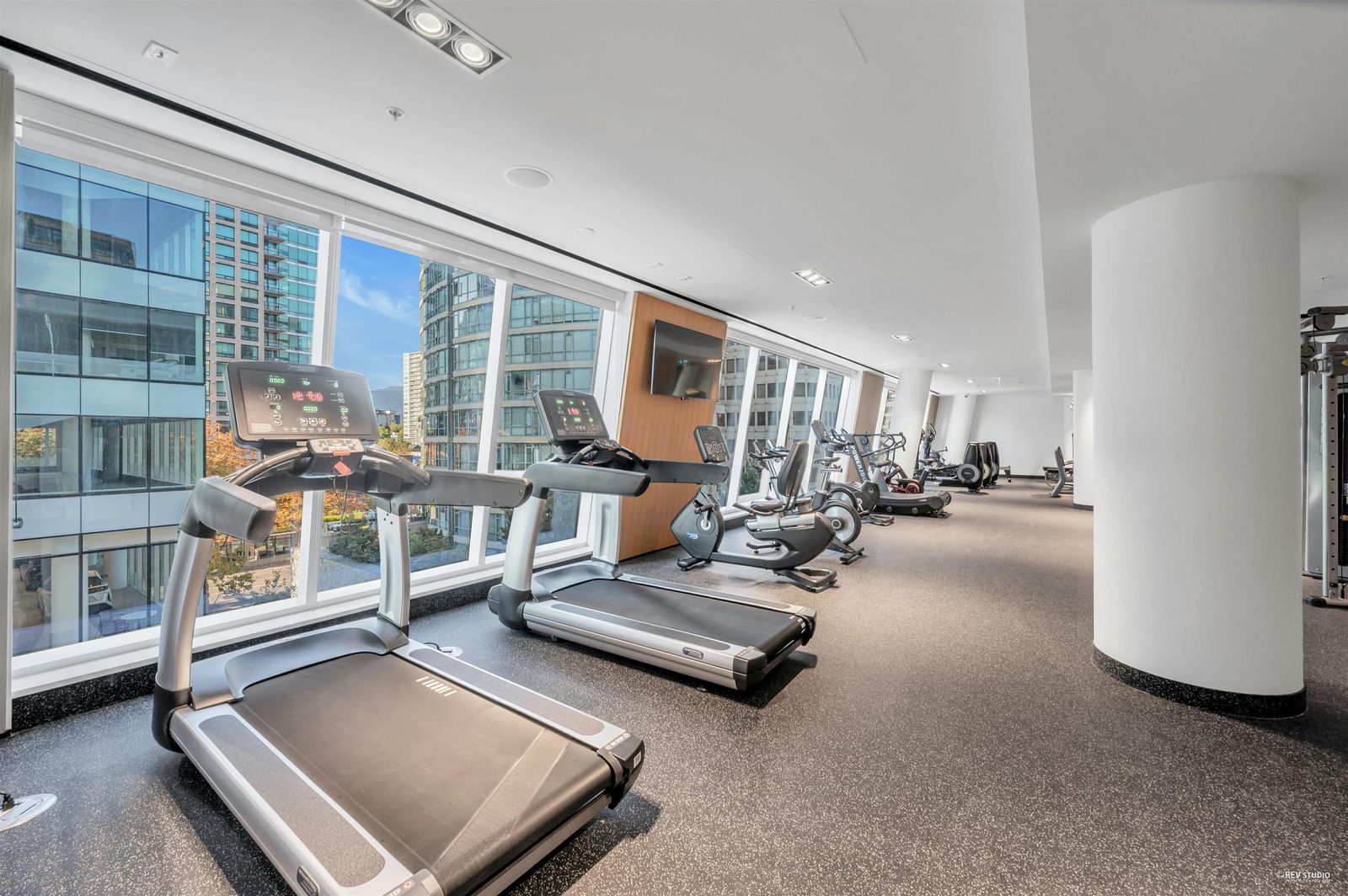 Listing Image 28