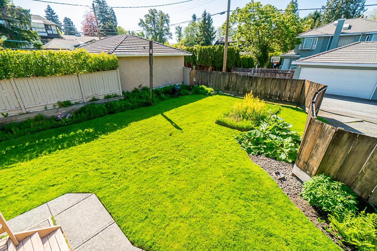 Listing Image 16