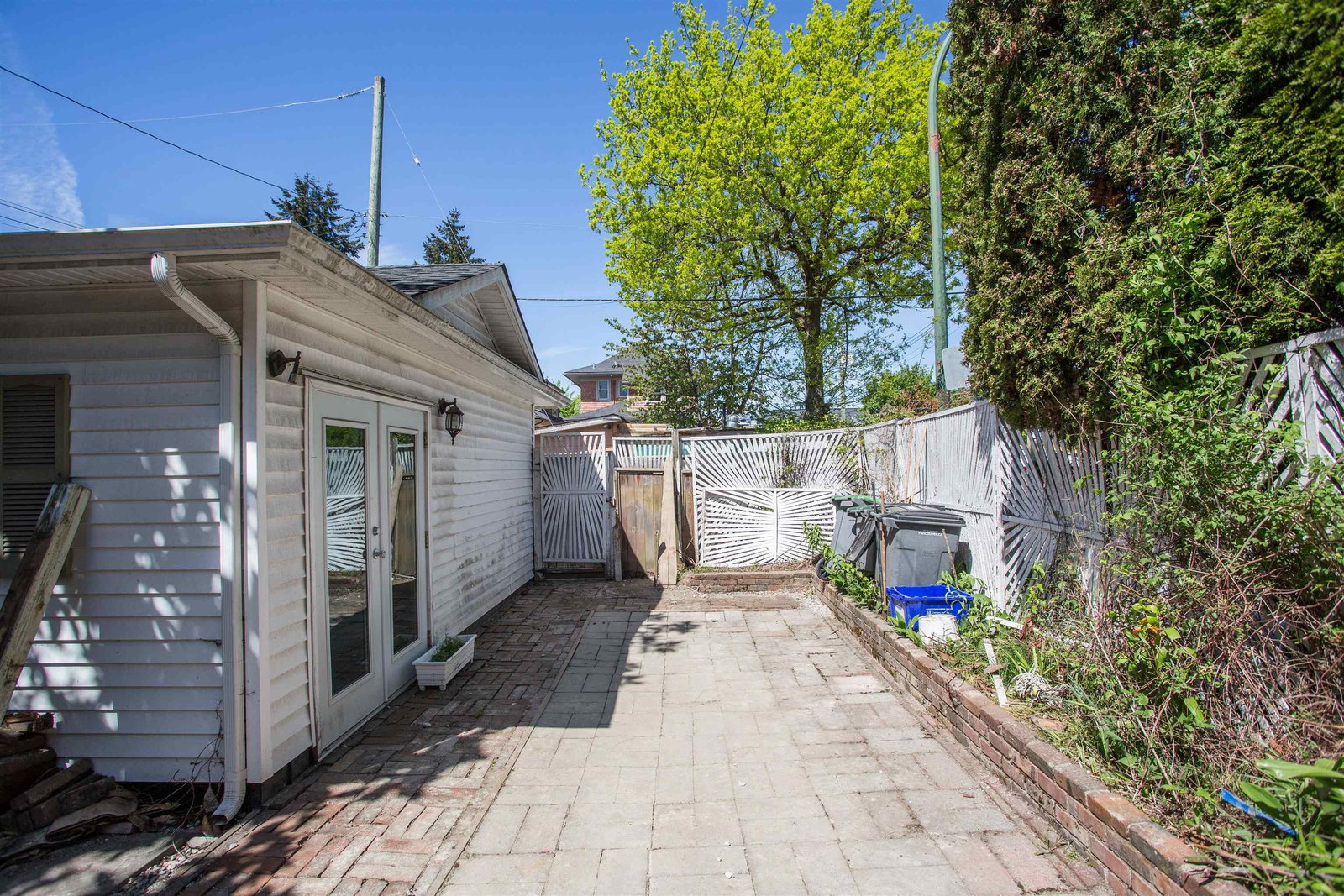 Listing Image 9