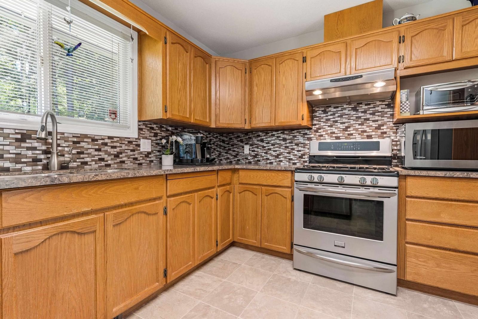 Listing Image 14
