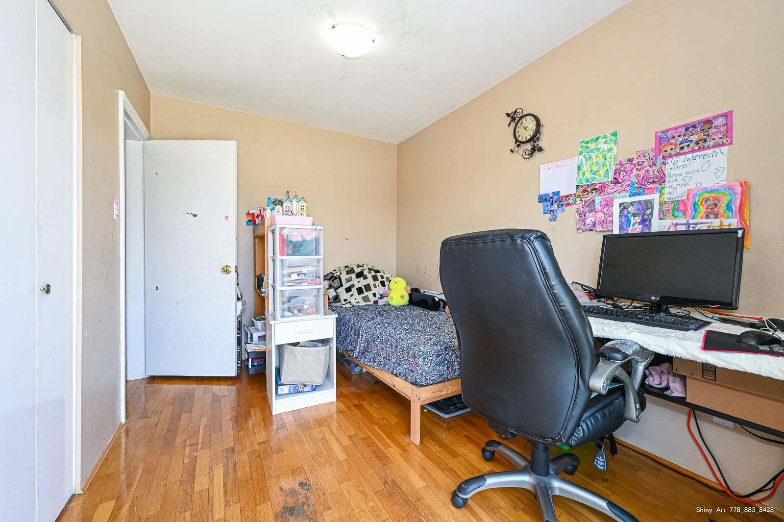 Listing Image 10