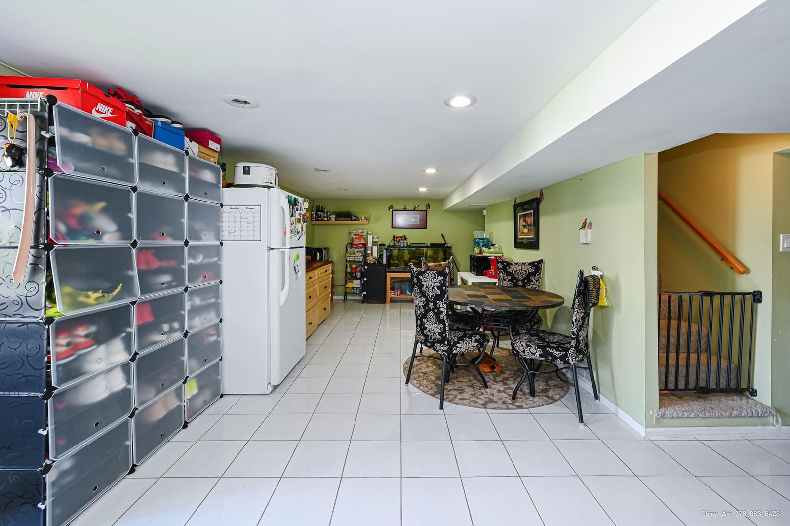 Listing Image 12