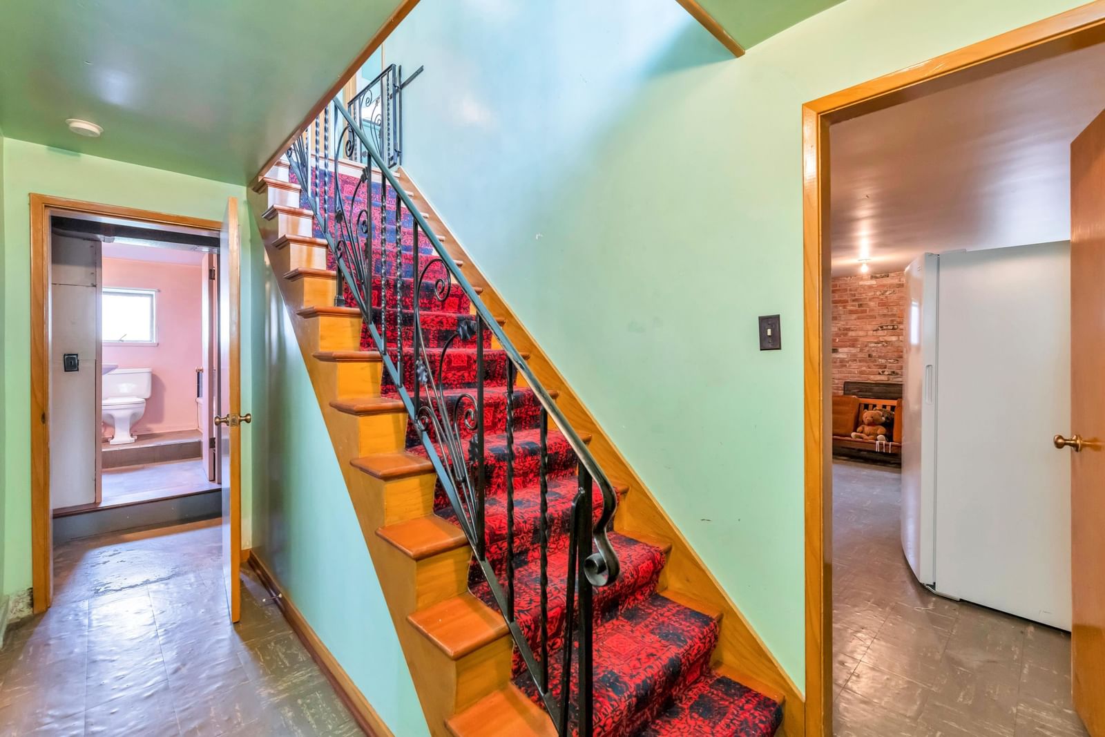Listing Image 22