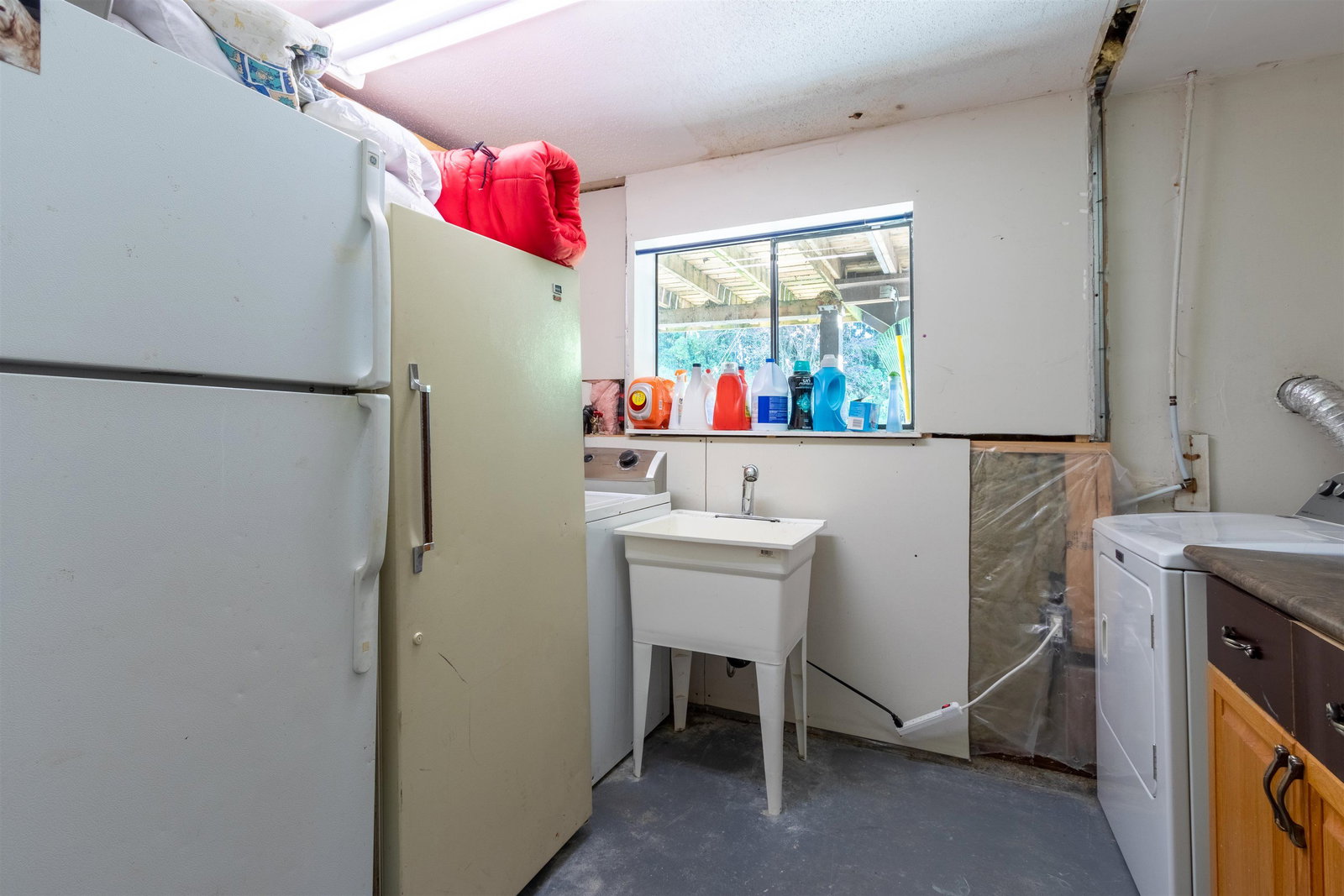 Listing Image 20