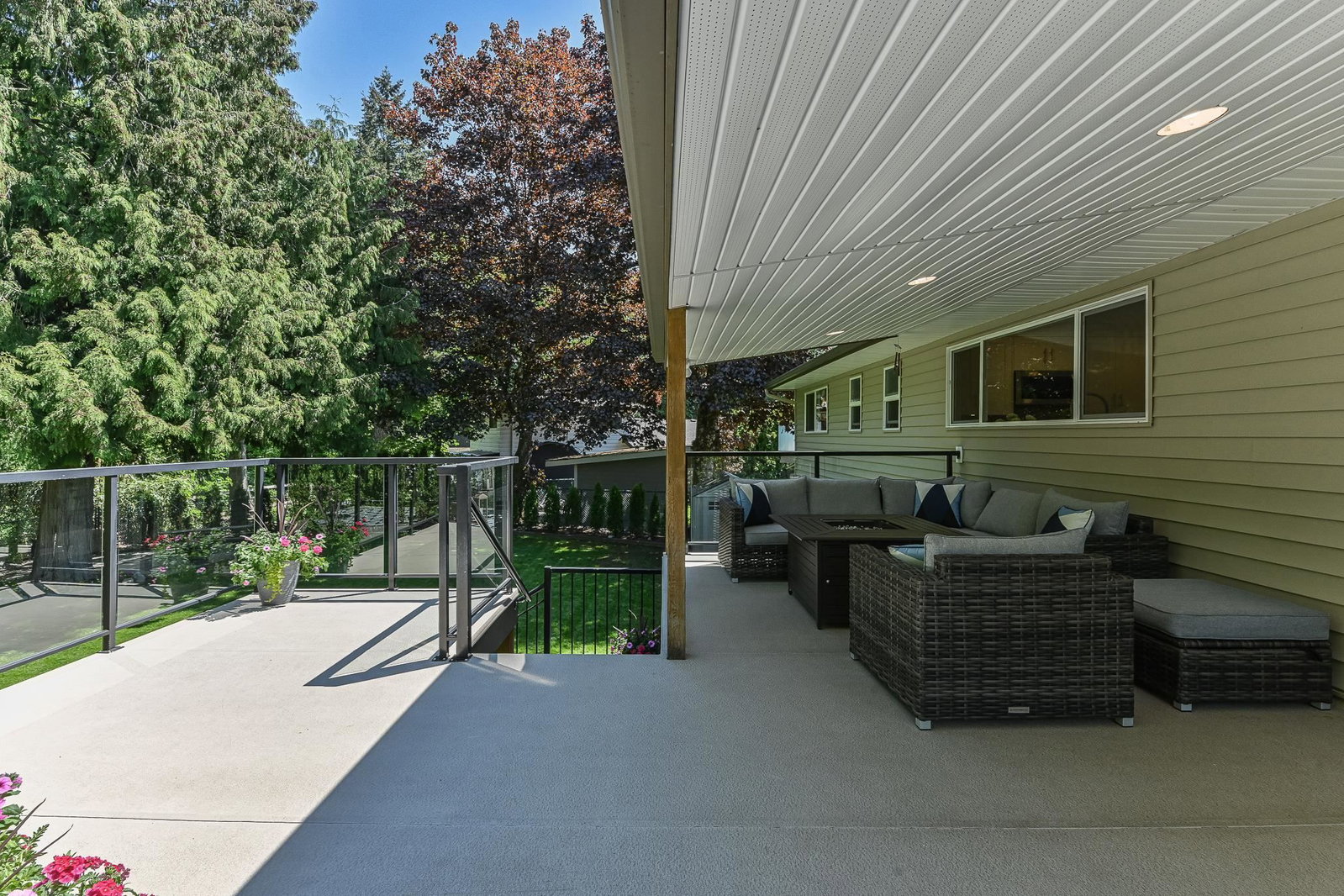 Listing Image 23
