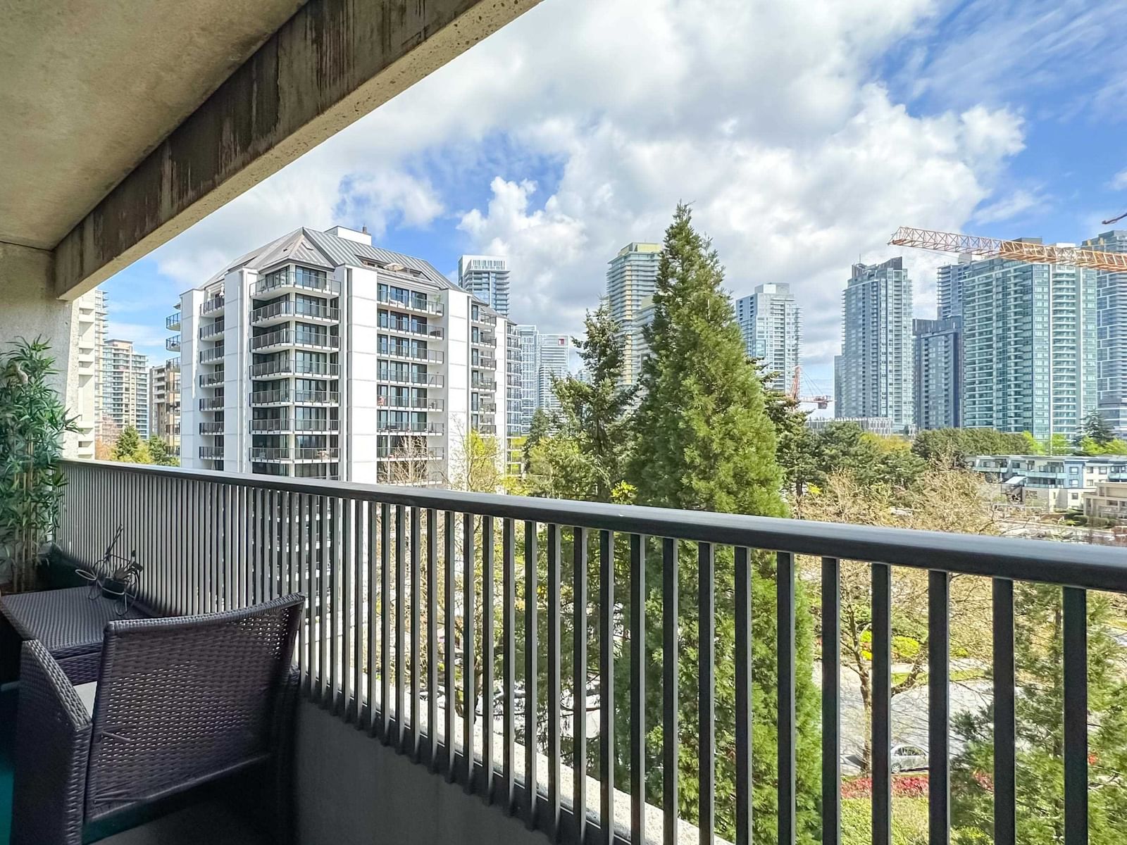 Listing Image 21
