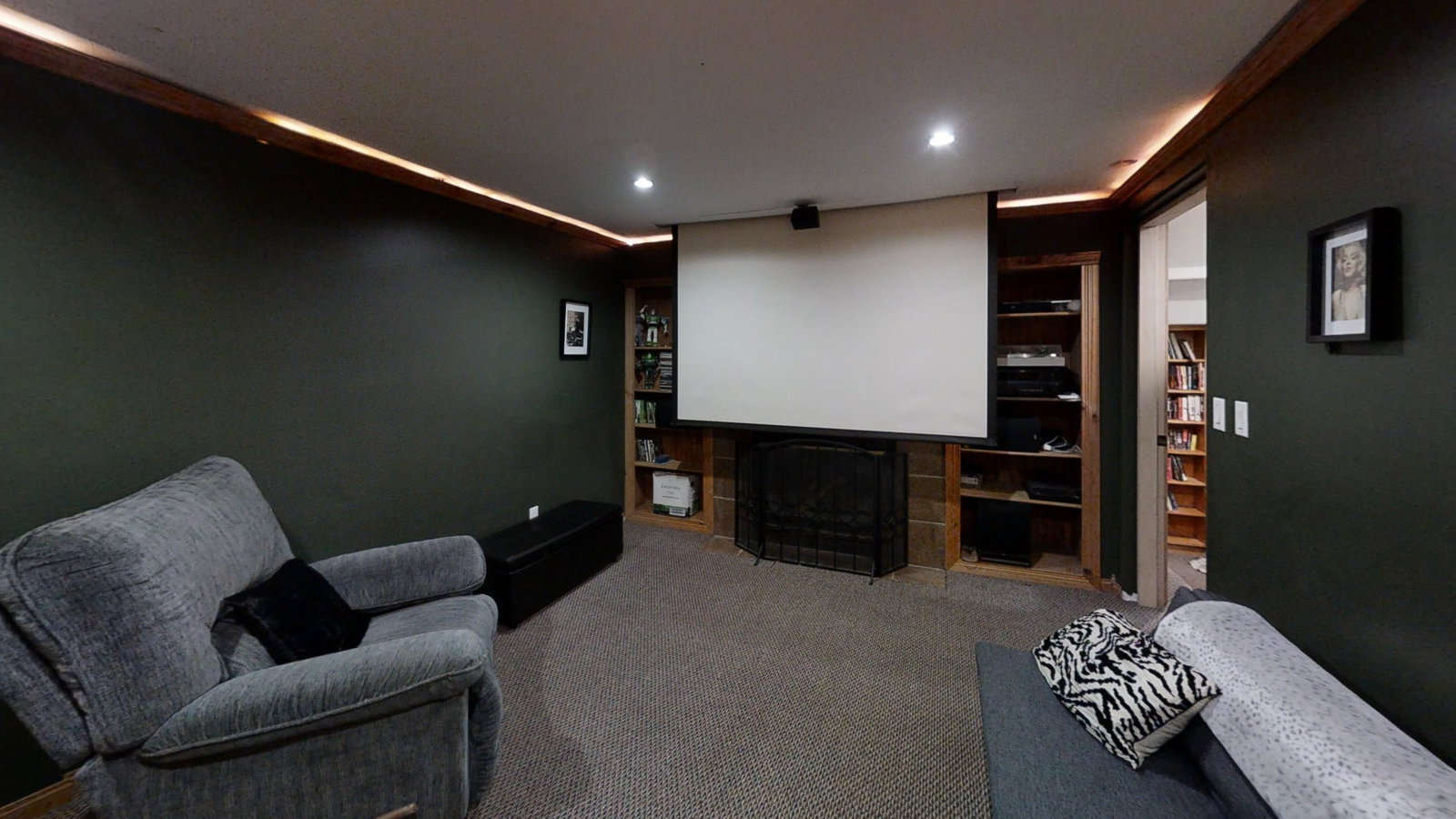 Listing Image 19