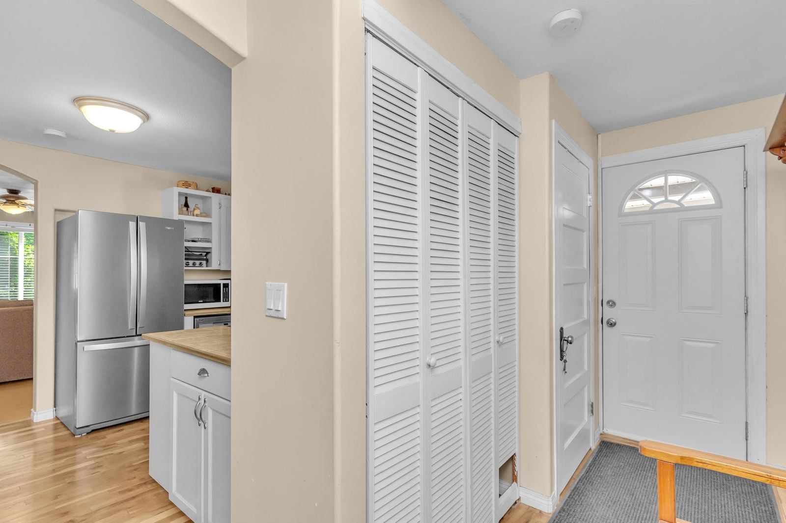 Listing Image 23
