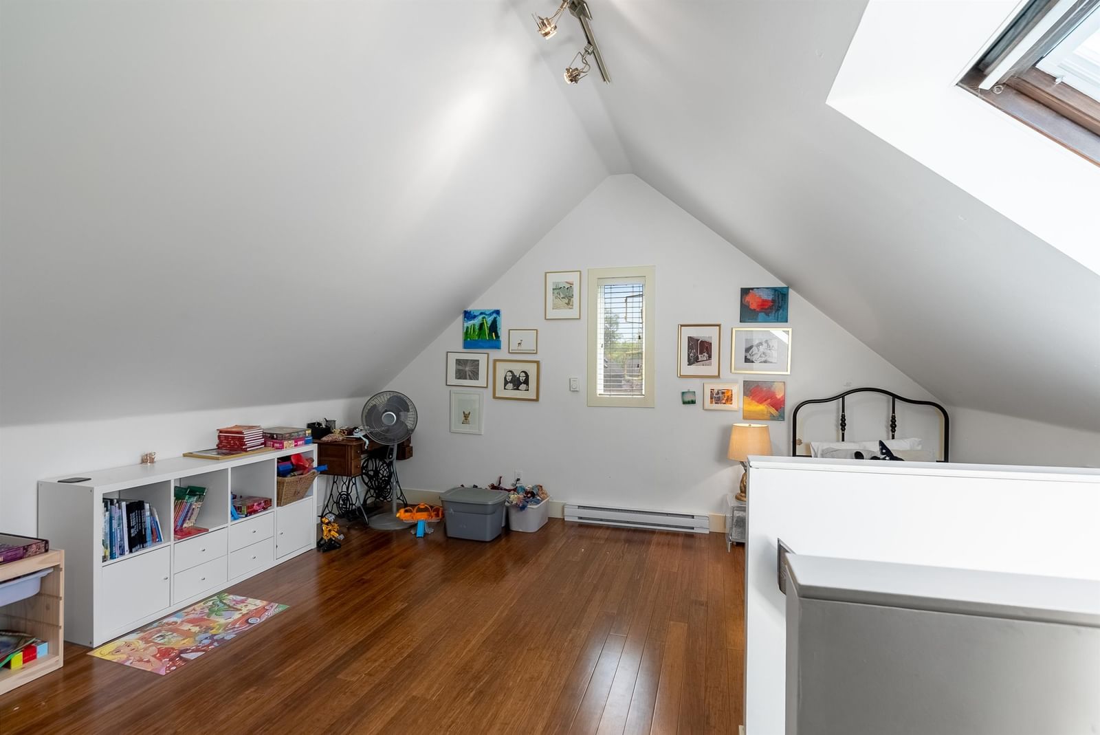 Listing Image 16