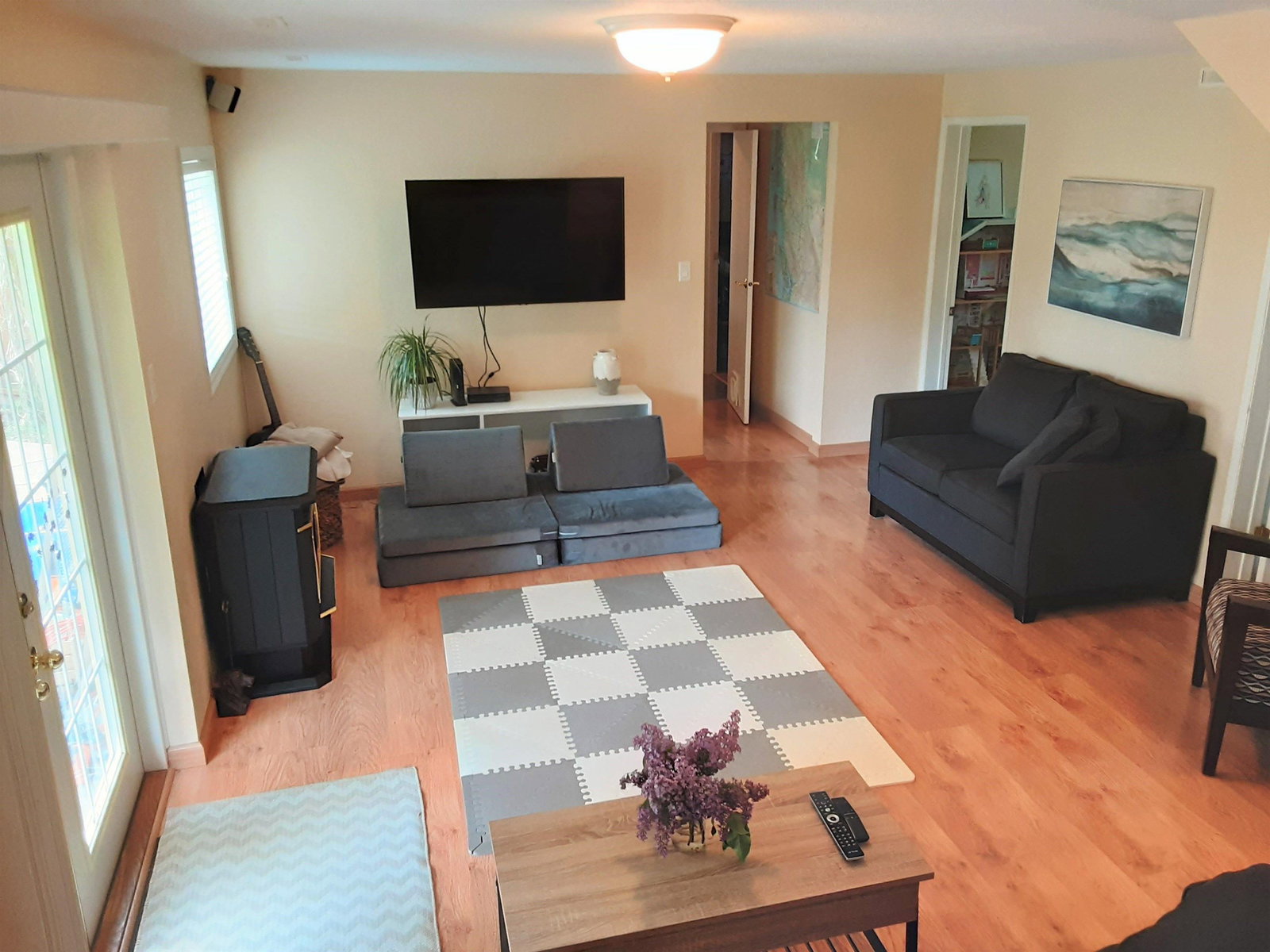 Listing Image 12