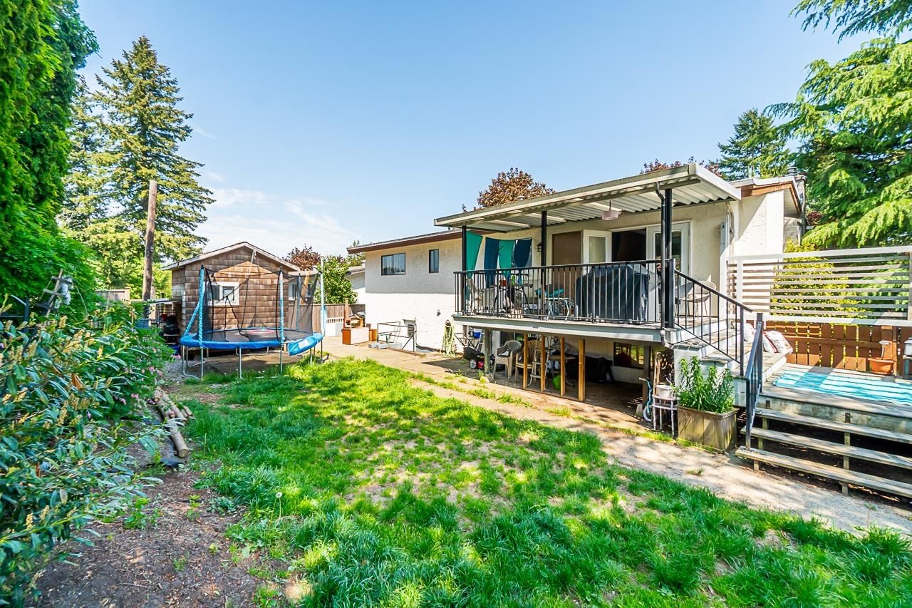 Listing Image 8