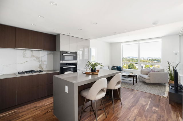 1302 - 1675 Lions Gate Lane