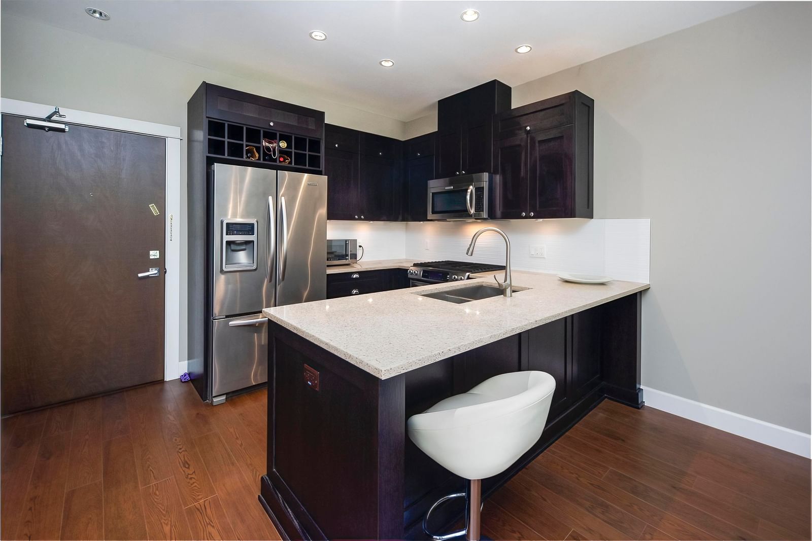 Listing Image 15