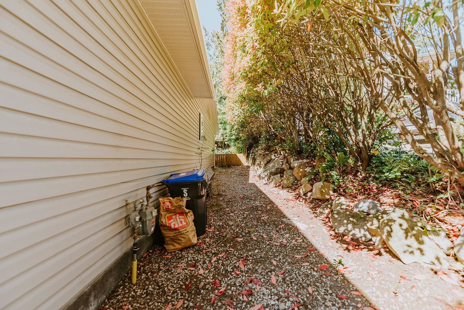 Listing Image 28