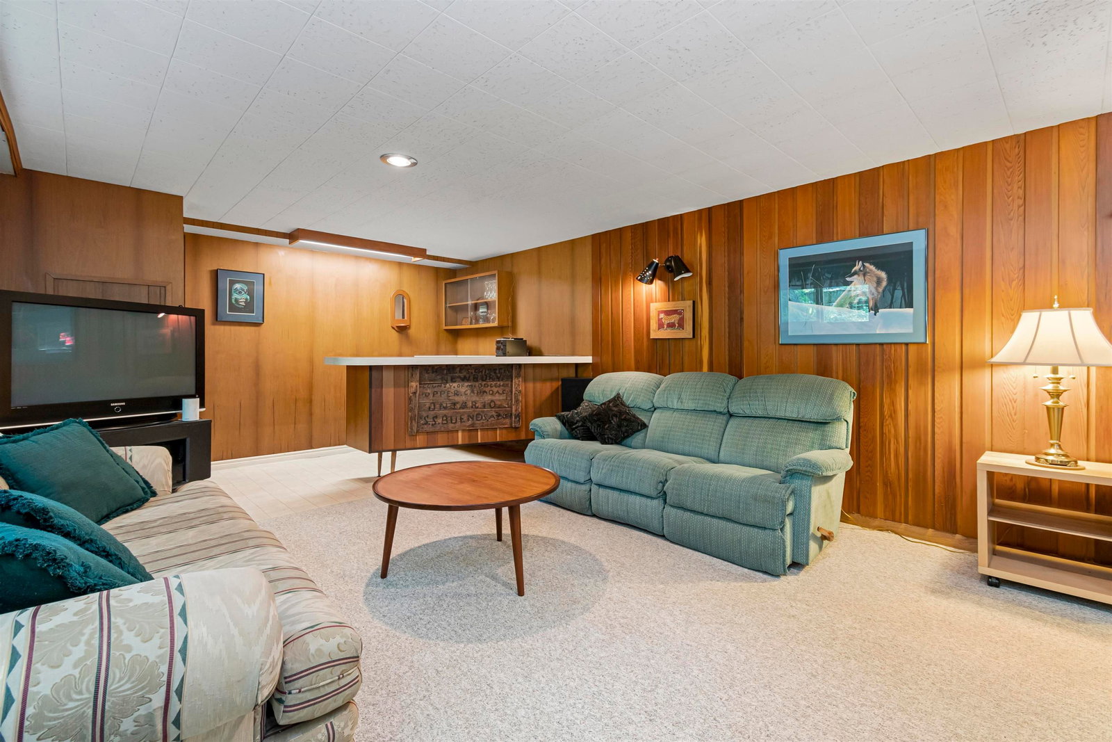 Listing Image 19