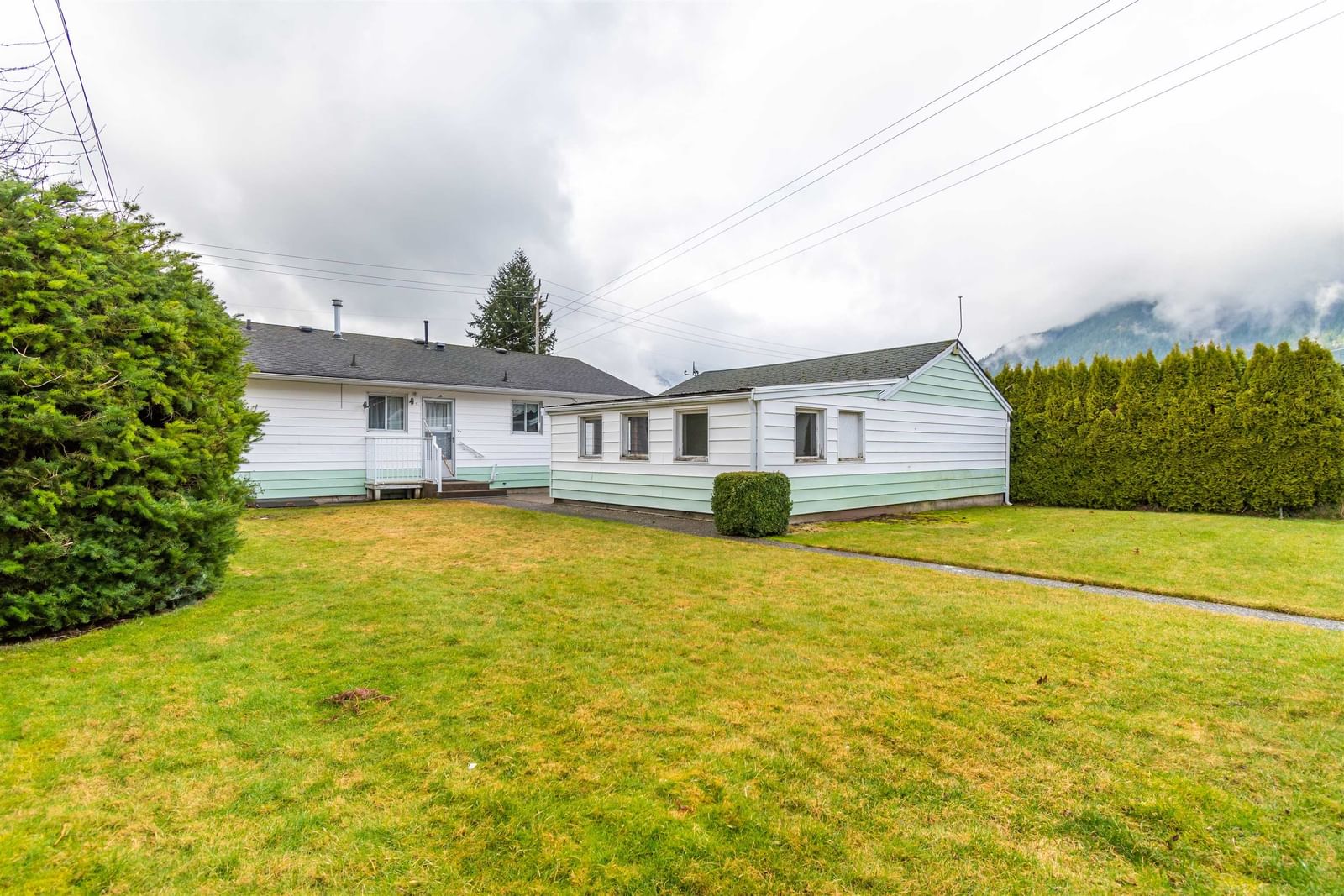 Listing Image 10