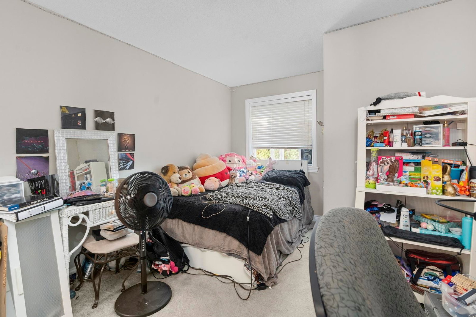 Listing Image 27