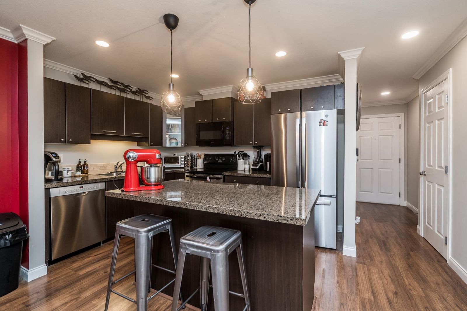Listing Image 15