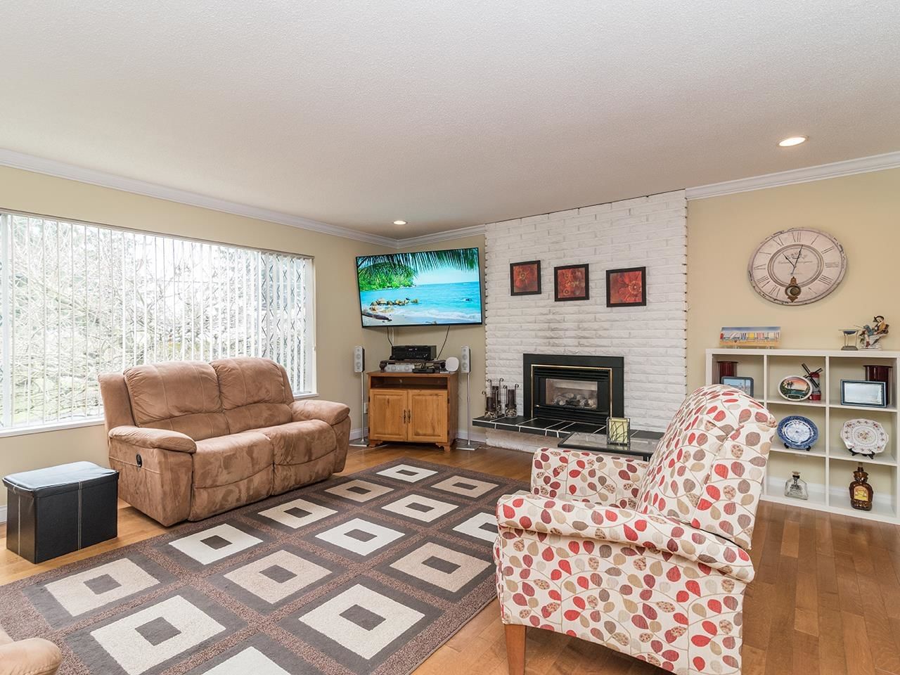 Listing Image 17