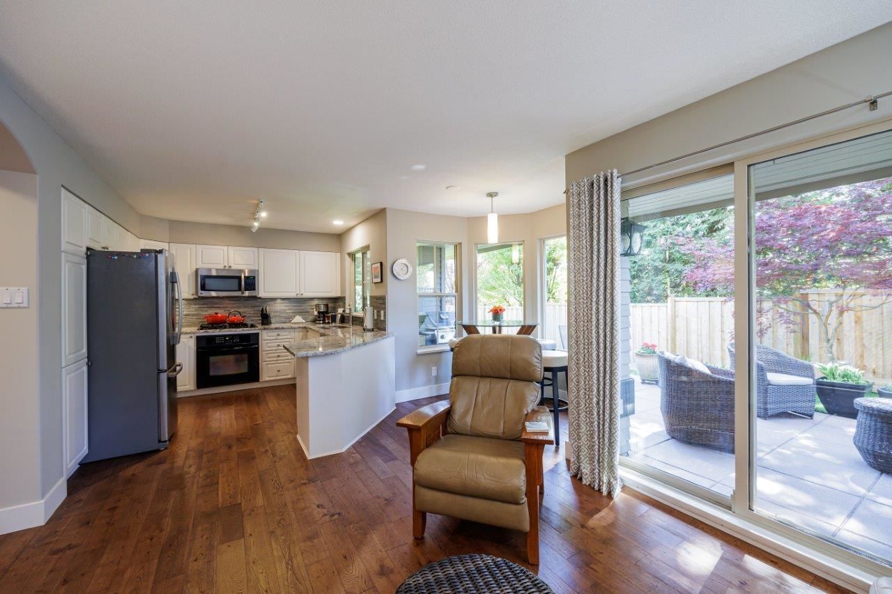 Listing Image 12