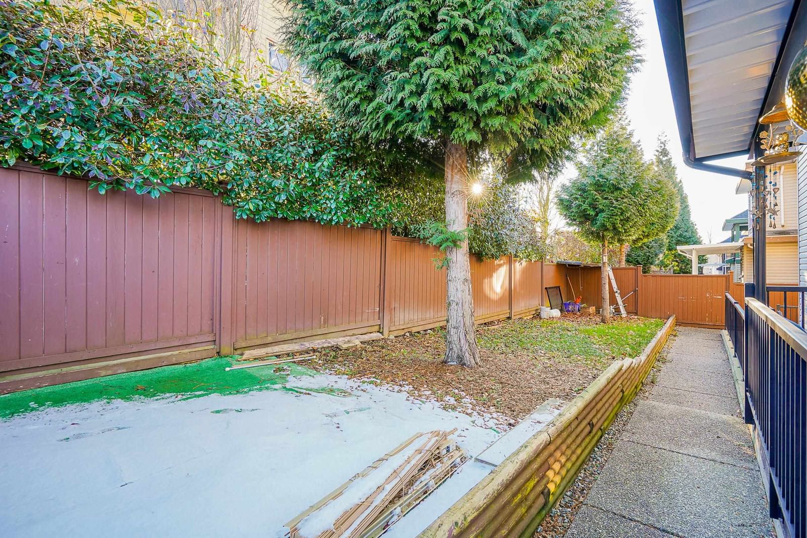 Listing Image 19