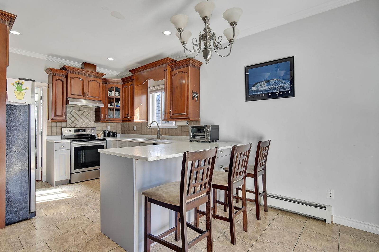 Listing Image 19
