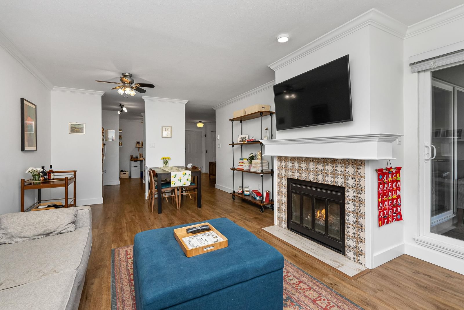 Listing Image 6