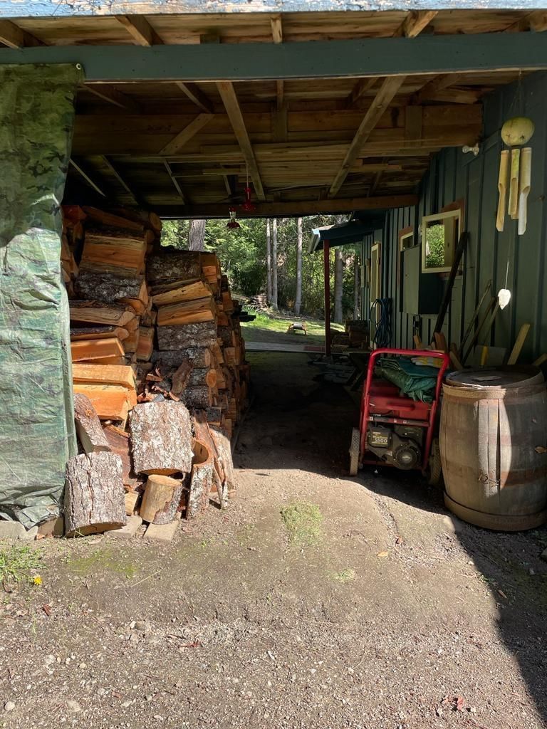 Listing Image 5