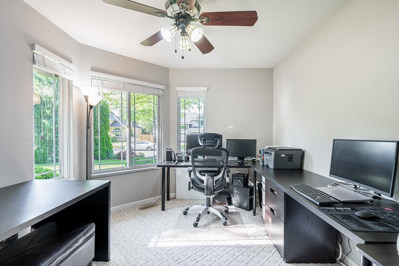 Listing Image 18
